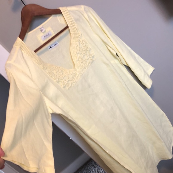 Yellow Linen what says summer better this tunic style 3/4 sleeve is classic - Picture 3 of 3